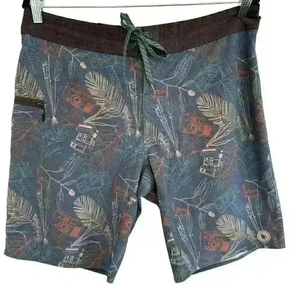 HippyTree Safari Trunk Size 33